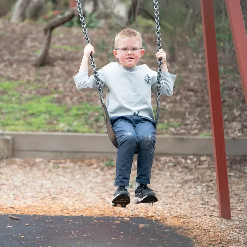 process child on swing